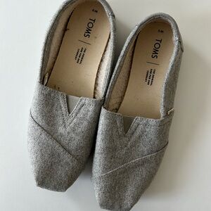 Wool Toms, Gray